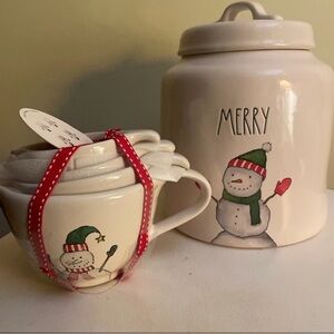 Christmas Snowman Cookie Jar and Measuring cups